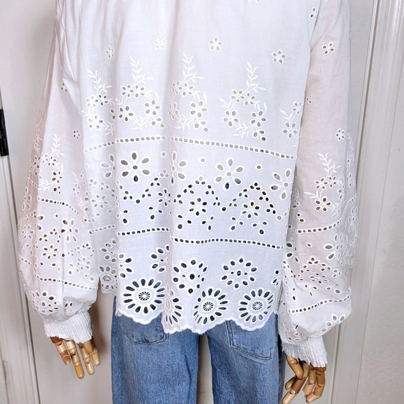 Cabi White Eyelet Cotton Blouse Large Romantic Button Up Coastal Chic Top - Picture 6 of 9